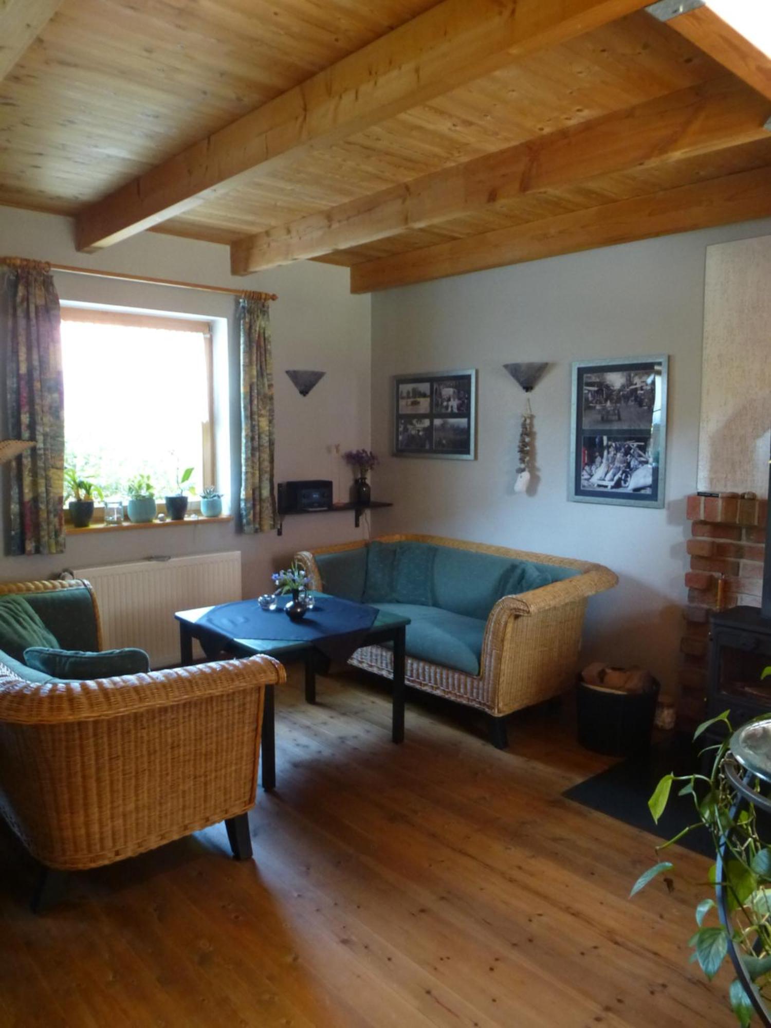 Haus Peenehagen Gross Gievitz エクステリア 写真